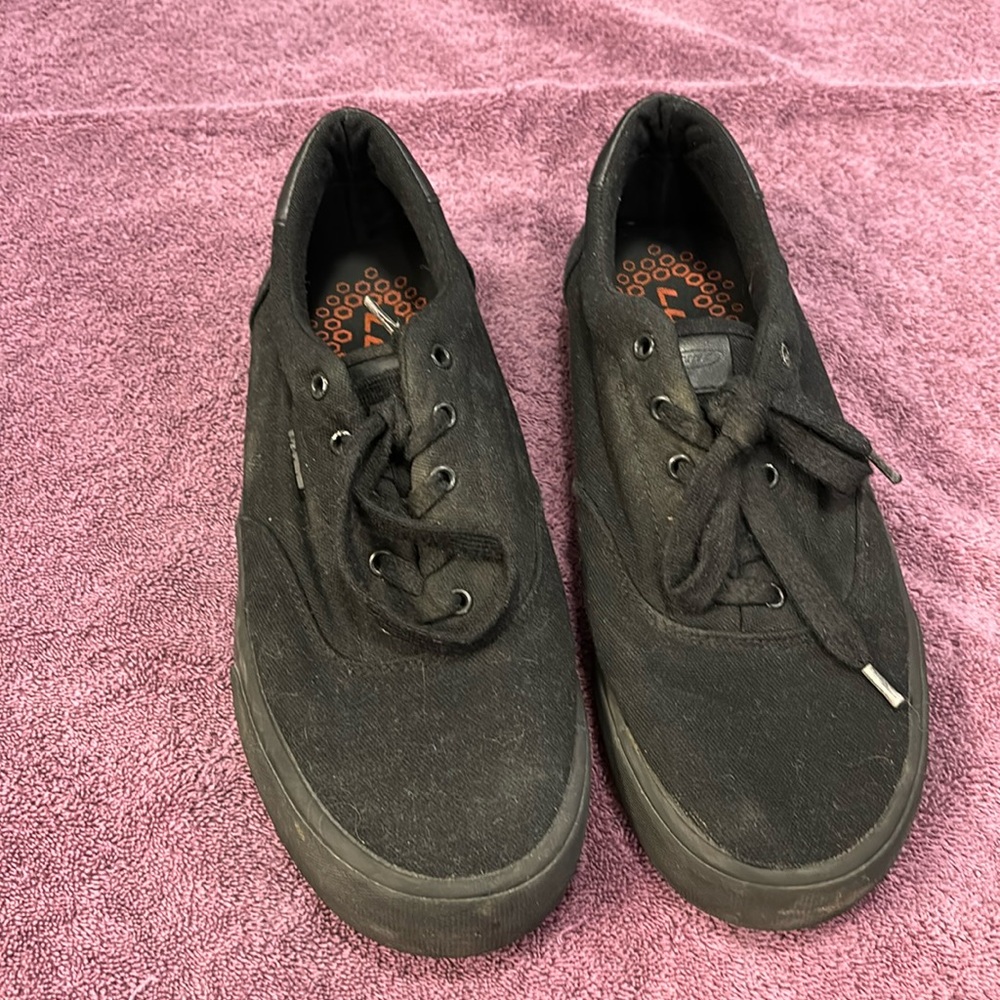 Lugz board shoes
